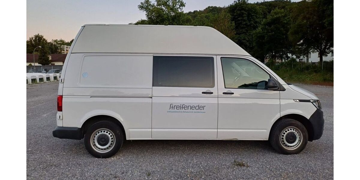 VW T6 Transporter 200.000 km 15.990 &euro; Esslingen am Neckar 73733