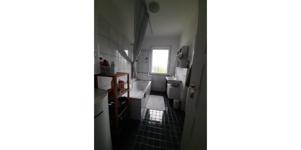 Etagenwohnung Reutlingen Sondelfingen - 4 Zimmer, 97 m&sup2;, 1.200&euro; | Angebot:27599878