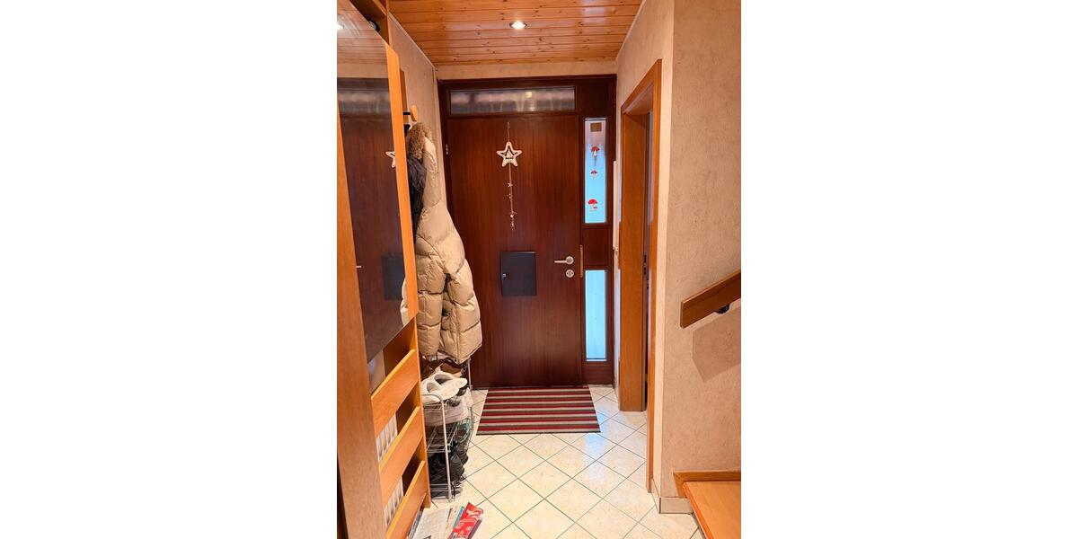 Einfamilienhaus Hohenstein - 5 Zimmer, 139 m&sup2;, 1.500&euro; | Angebot:26637819