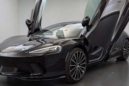 McLaren GT 2.300 km 174.999 &euro; Reutlingen / Mittelstadt 72766