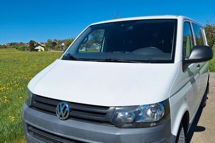 VW T5 Transporter 384.000 km 8.700 &euro; Grabenstetten 72582