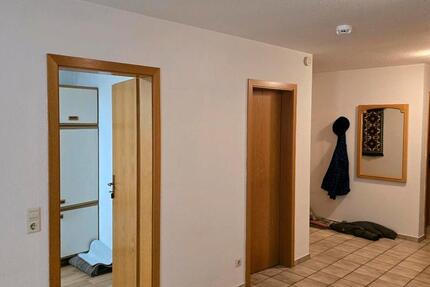 Wohnung Sonnenbühl - 3.5 Zimmer, 86 m&sup2;, 1.100&euro; | Angebot:25636995