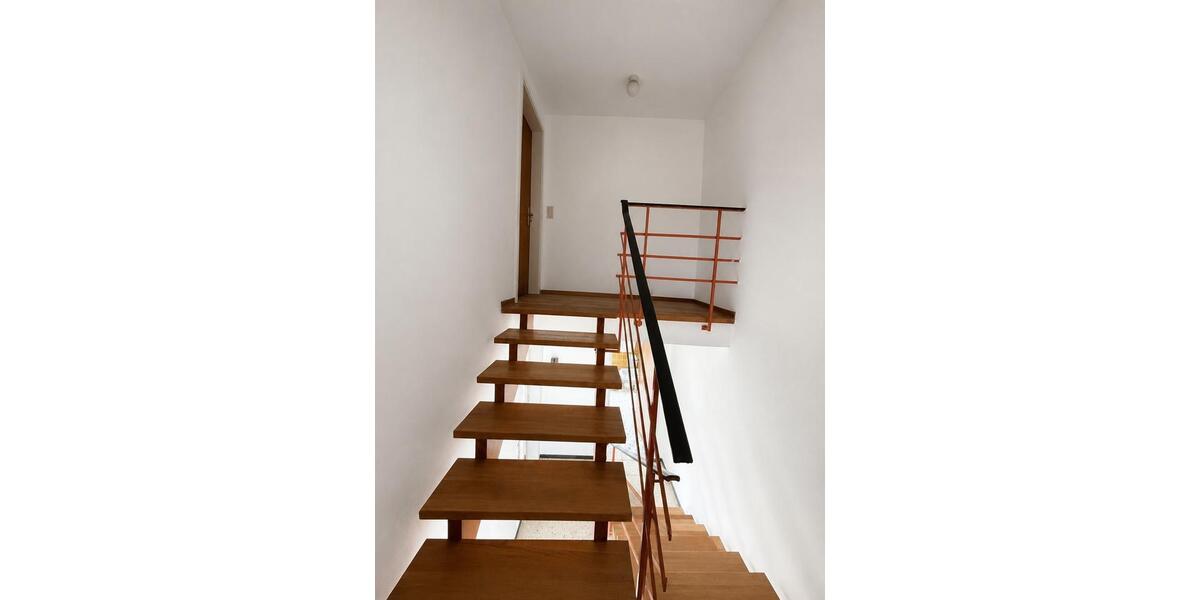 Doppelhaushälfte Reutlingen Reutlingen-Betzingen - 5 Zimmer, 107 m&sup2;, 1.350&euro; | Angebot:26491017