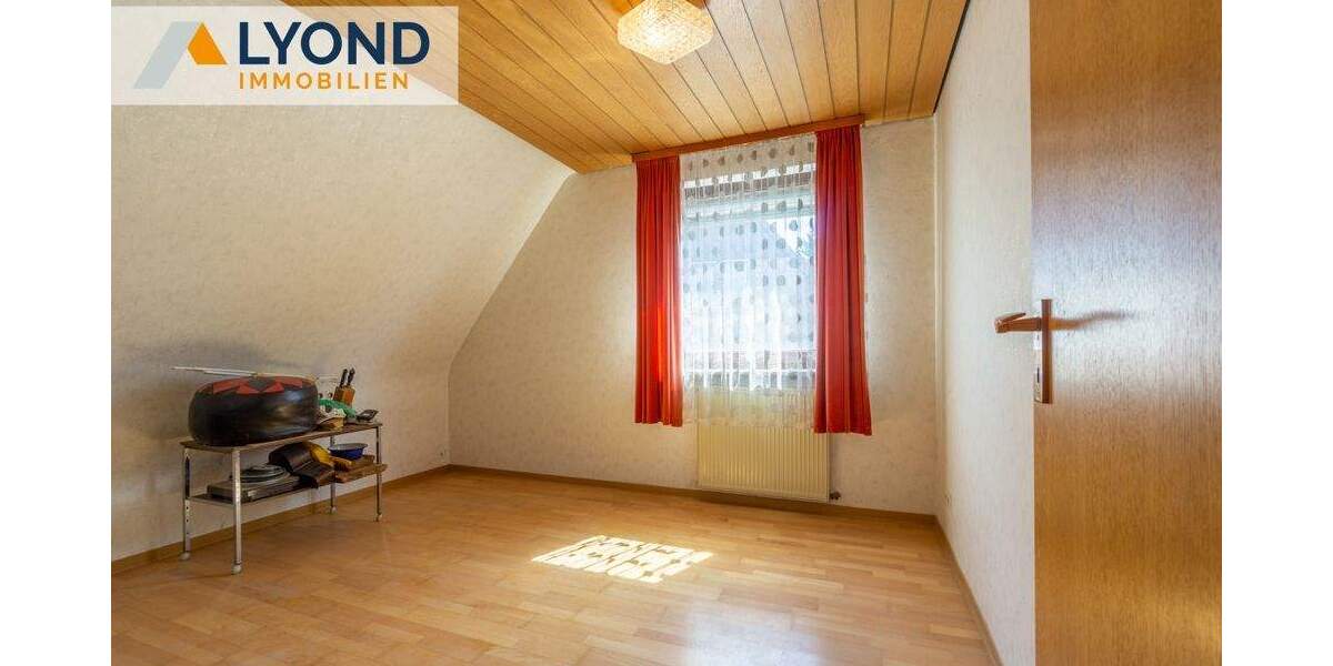 Doppelhaushälfte Sindelfingen Mitte - 6 Zimmer, 104 m&sup2;, 499.000&euro; | Angebot:25676532