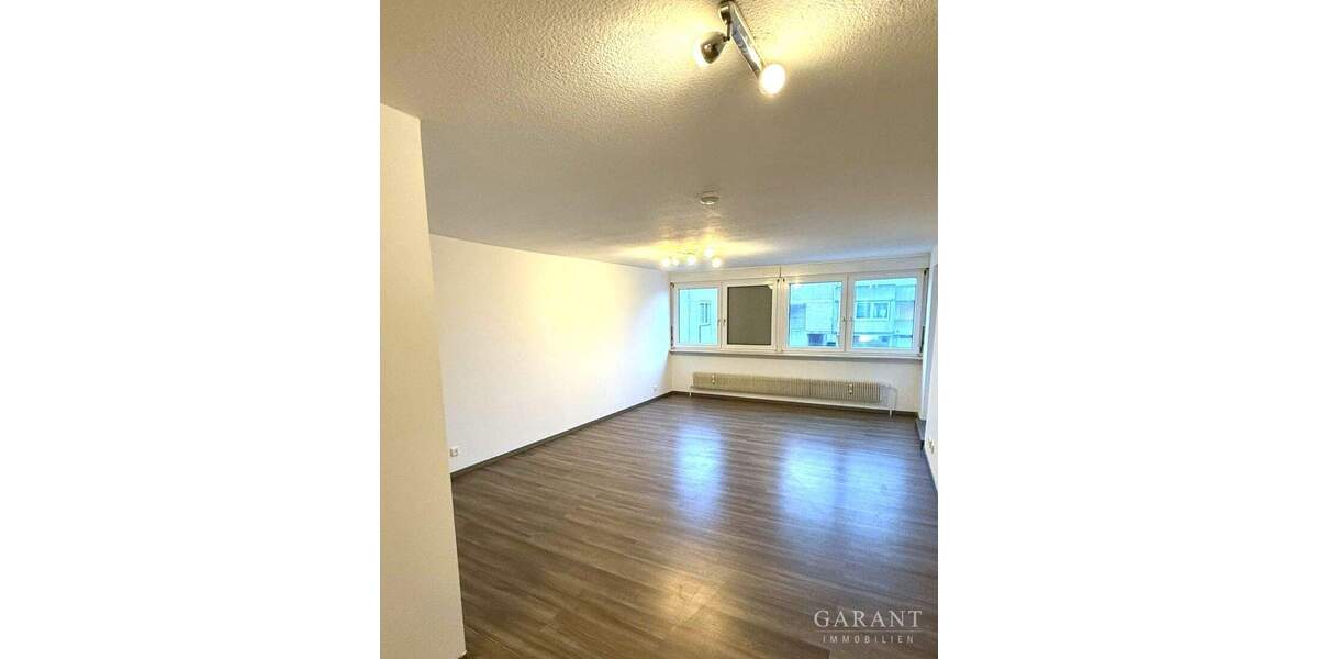 Etagenwohnung Sindelfingen Mitte - 3 Zimmer, 82 m&sup2;, 169.000&euro; | Angebot:25707743