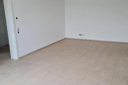 Wohnung Reutlingen Reutlingen (Kernstadt) - 1.5 Zimmer, 49 m&sup2;, 750&euro; | Angebot:24794747