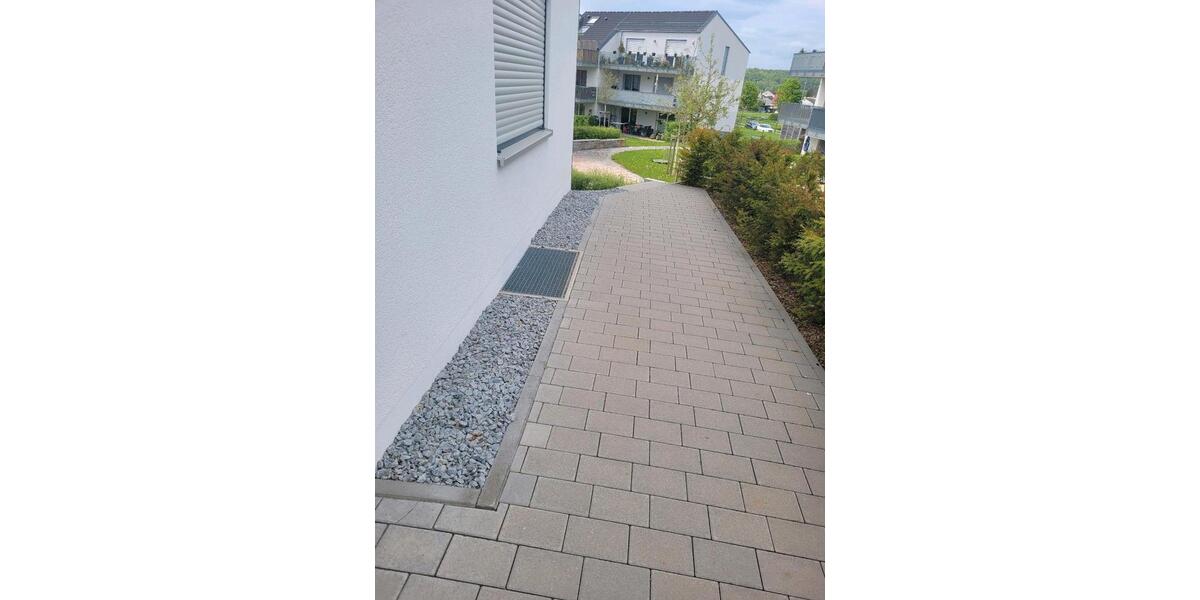 Etagenwohnung Kirchentellinsfurt - 1 Zimmer, 170 m&sup2;, 700&euro; | Angebot:25415723