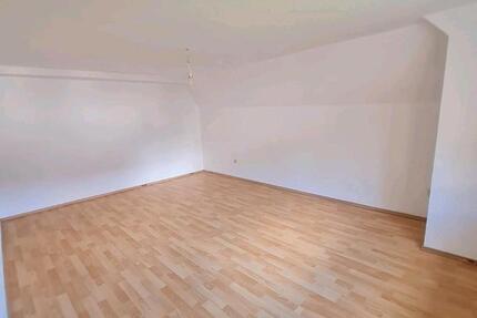 Wohnung Rottenburg am Neckar - 4 Zimmer, 115 m&sup2;, 1.000&euro; | Angebot:25168067