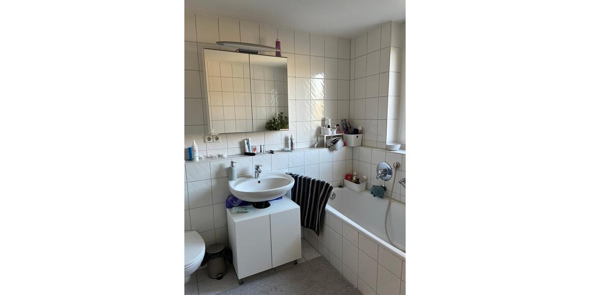 Erdgeschoßwohnung Plochingen - 4.5 Zimmer, 124 m&sup2;, 1.312&euro; | Angebot:25571939