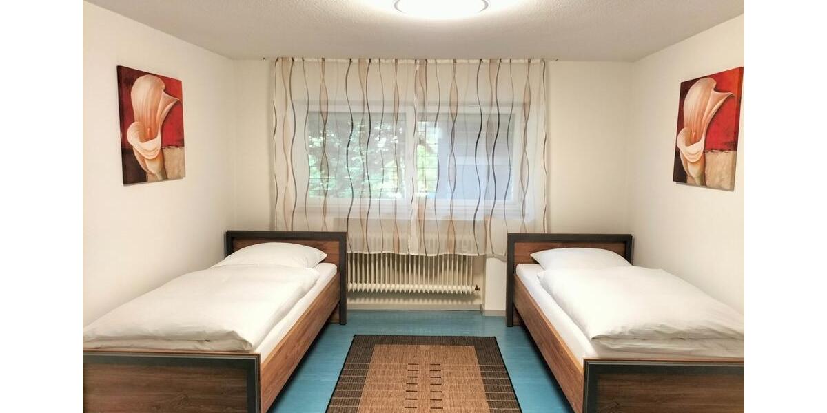 Etagenwohnung Bad Urach - 3 Zimmer, 76 m&sup2;, 1.000&euro; | Angebot:24571985