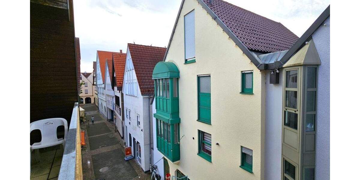 Mehrfamilienhaus, Wohnhaus Kirchheim unter Teck Kirchheim - 7 Zimmer, 208 m&sup2;, 685.000&euro; | Angebot:25677415