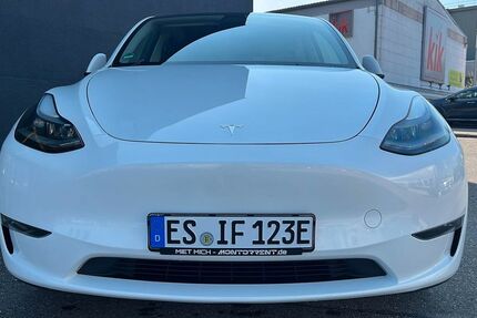 Tesla Model Y 71.000 km 32.900 &euro; Filderstadt 70794