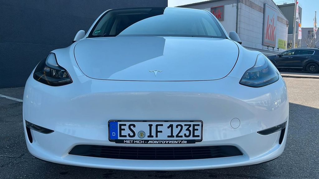 Tesla Model Y 71.000 km 32.900 &euro; Filderstadt 70794