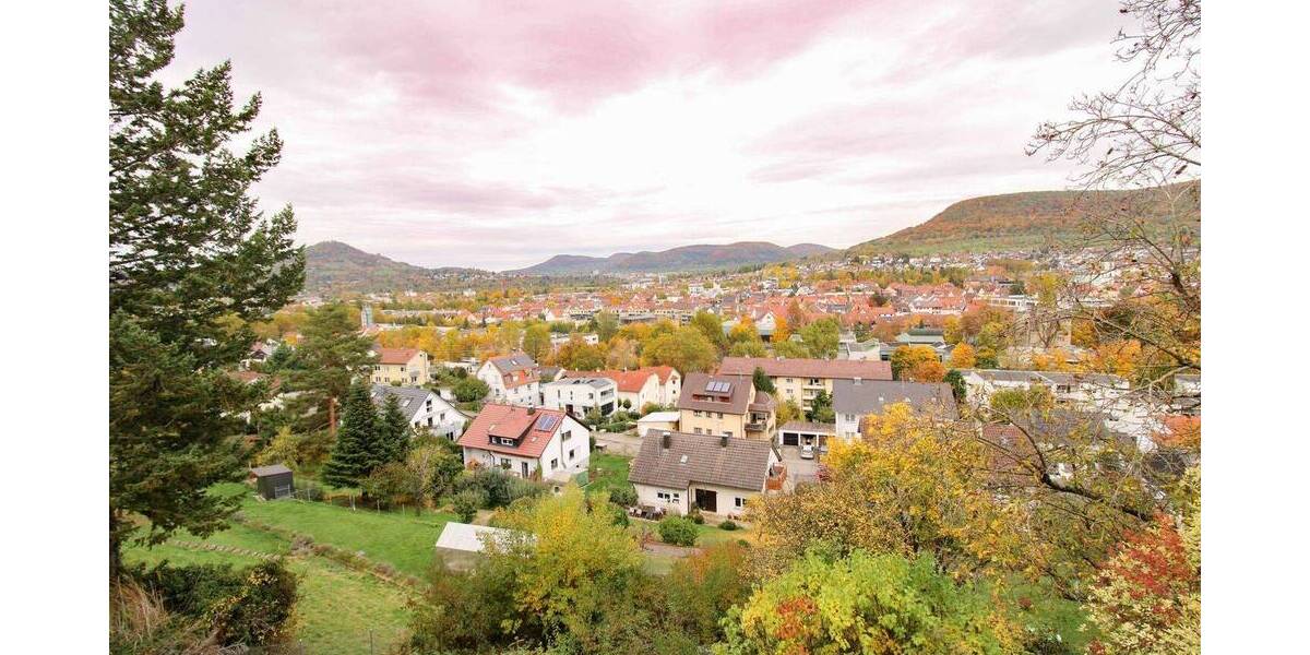 Einfamilienhaus Pfullingen - 7 Zimmer, 229 m&sup2;, 649.000&euro; | Angebot:26037218