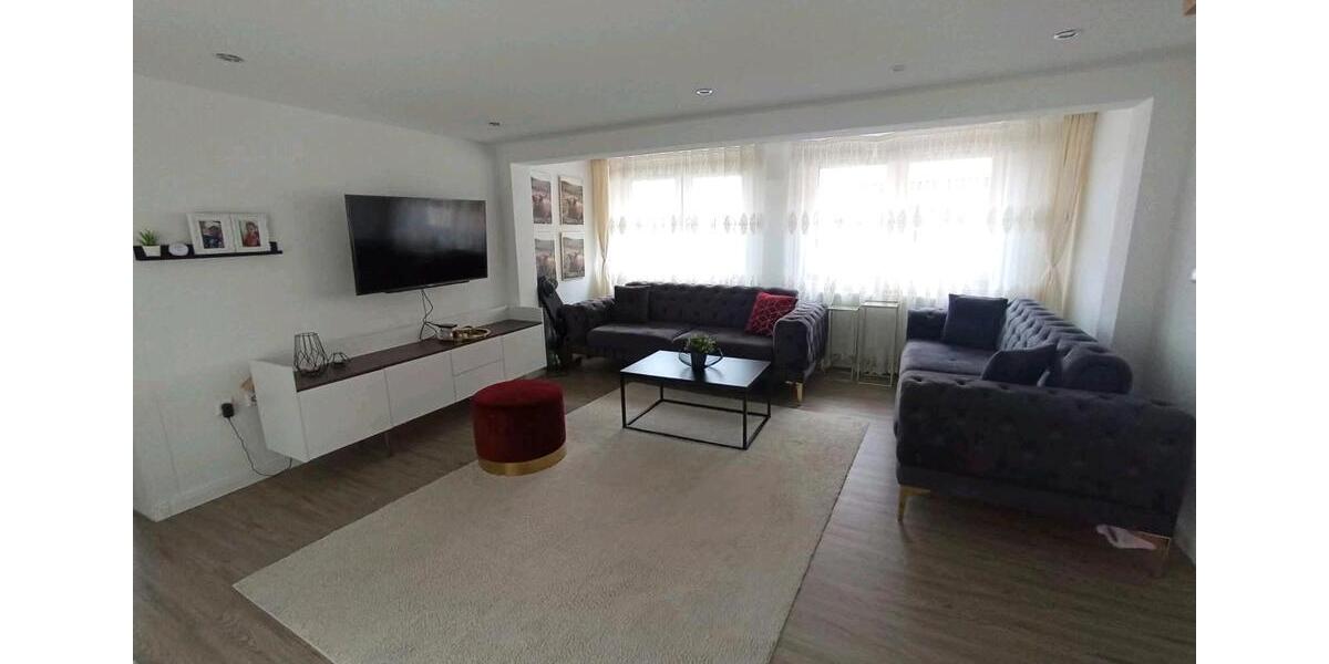 Etagenwohnung Nufringen - 5.5 Zimmer, 128 m&sup2;, 1.550&euro; | Angebot:27581808
