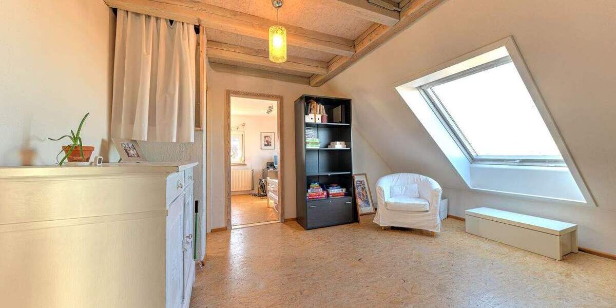 Mehrfamilienhaus, Wohnhaus Böblingen - 9 Zimmer, 187 m&sup2;, 849.000&euro; | Angebot:25800927