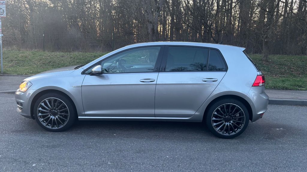 VW Golf 174.000 km 7.300 &euro; Mössingen 72116