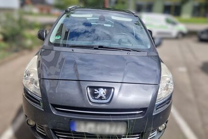 Peugeot 5008 235.000 km 4.200 &euro; Nürtingen 72622