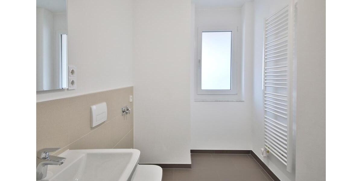 Etagenwohnung Böblingen - 4 Zimmer, 121 m&sup2;, 2.259&euro; | Angebot:25783097