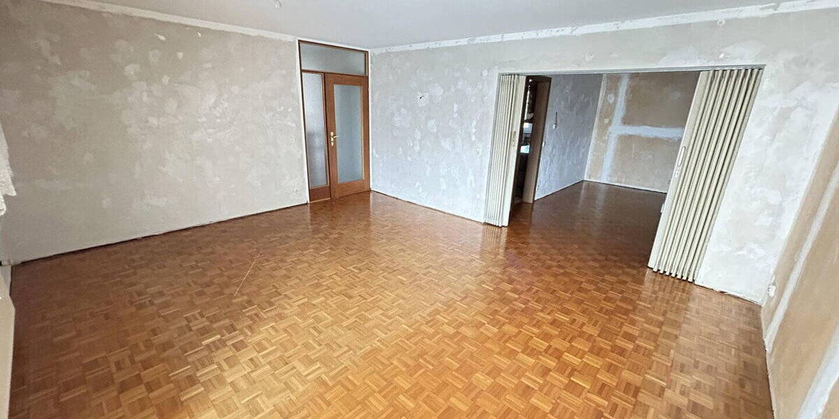 Mehrfamilienhaus, Wohnhaus Ehningen - 9 Zimmer, 250 m&sup2;, 875.000&euro; | Angebot:25654347