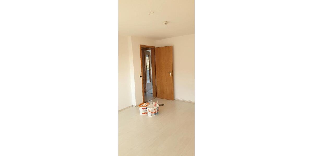 Etagenwohnung Gomaringen - 4 Zimmer, 81 m&sup2;, 850&euro; | Angebot:27605021