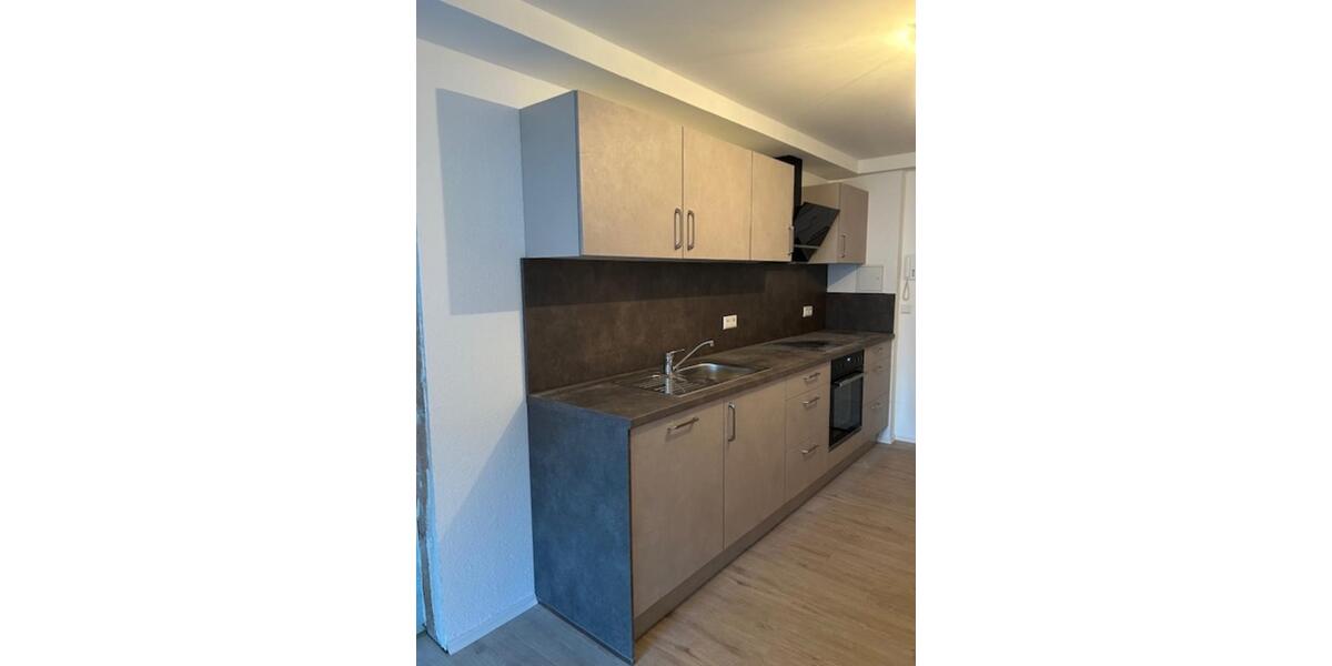 Etagenwohnung Sonnenbühl - 5 Zimmer, 130 m&sup2;, 1.150&euro; | Angebot:24730097