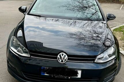 VW Golf 100.506 km 10.900 &euro; Reutlingen 72766