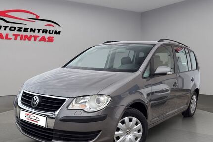 VW Touran 157.000 km 3.970 &euro; Holzgerlingen 71088