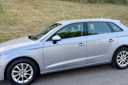 Audi A3 124.000 km 13.500 &euro; Herrenberg 71083