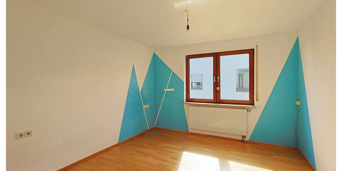 Etagenwohnung Filderstadt Plattenhardt - 4 Zimmer, 106 m&sup2;, 1.500&euro; | Angebot:26570057