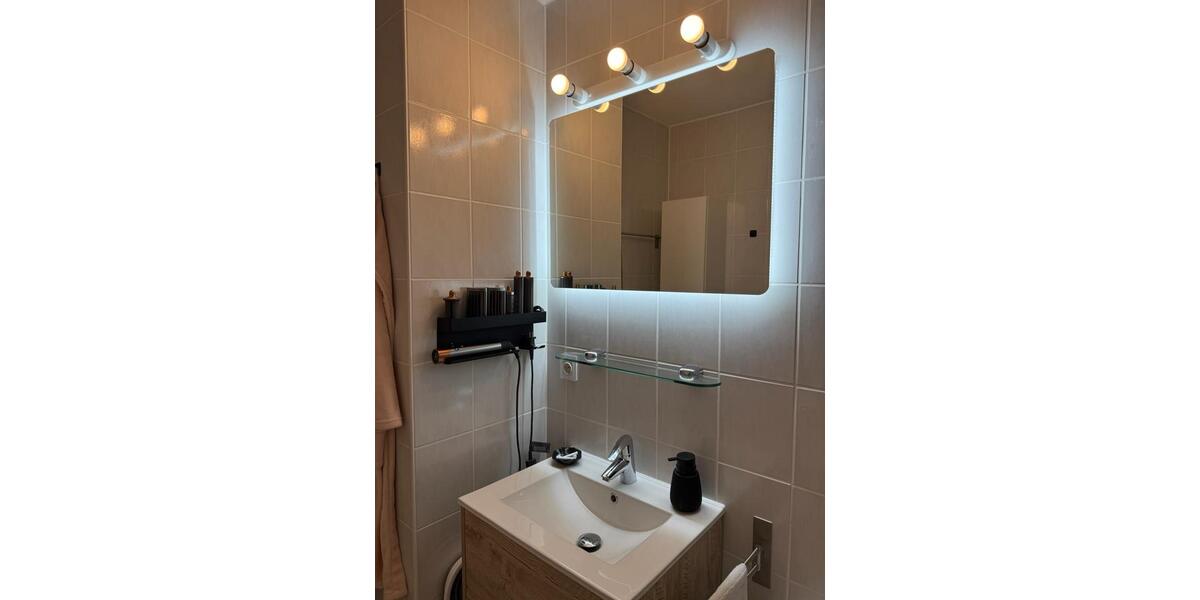 Etagenwohnung Rottenburg am Neckar - 2 Zimmer, 45 m&sup2;, 225.000&euro; | Angebot:25150620