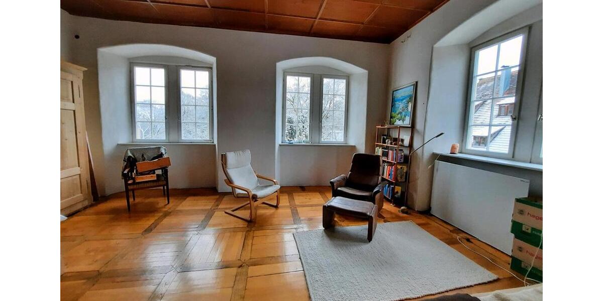Etagenwohnung Ammerbuch - 3 Zimmer, 100 m&sup2;, 1.550&euro; | Angebot:23671884