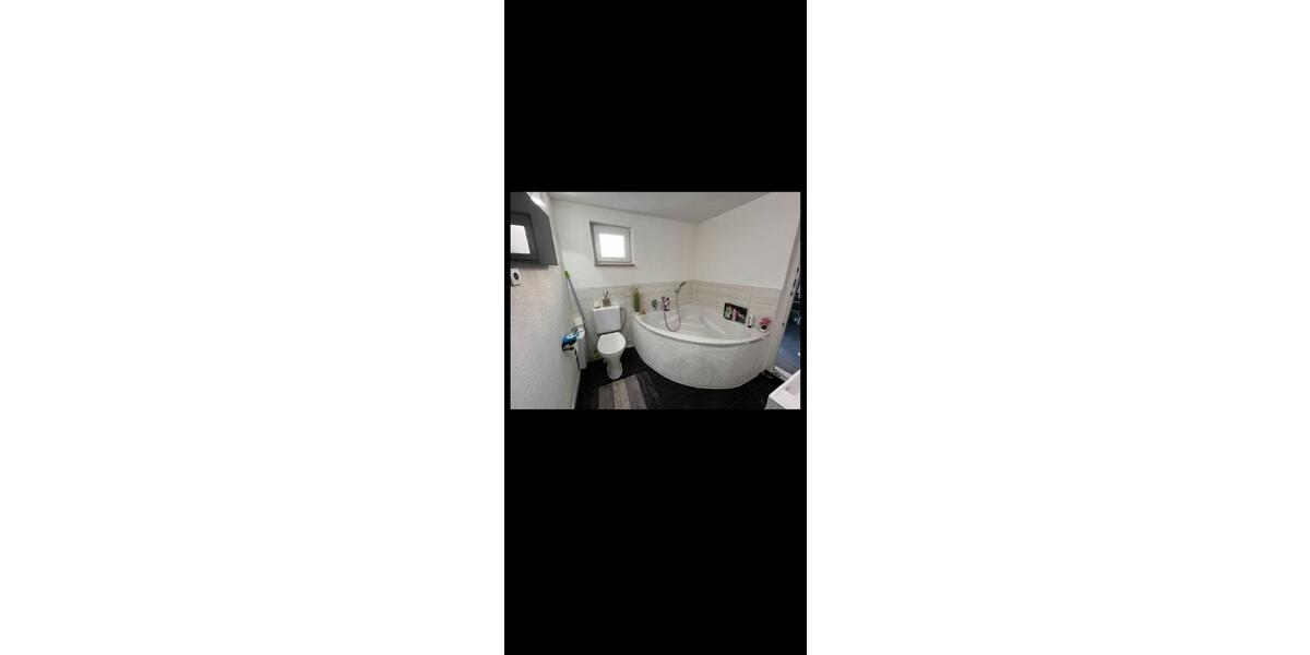 Etagenwohnung Esslingen am Neckar Oberesslingen - 4 Zimmer, 120 m&sup2;, 1.350&euro; | Angebot:26348681