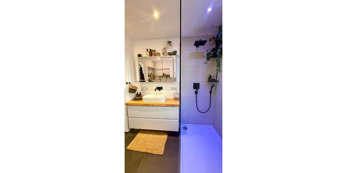 Etagenwohnung Köngen - 2.5 Zimmer, 75 m&sup2;, 1.690&euro; | Angebot:25886783