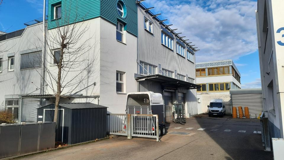 Gewerbeobjekt Esslingen am Neckar Pliensauvorstadt - 3.800&euro; | Angebot:20975435