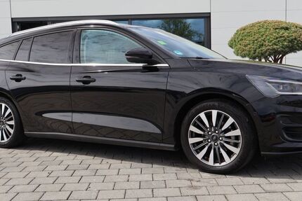 Ford Focus 48.300 km 18.890 &euro; Kirchheim unter Teck 73230