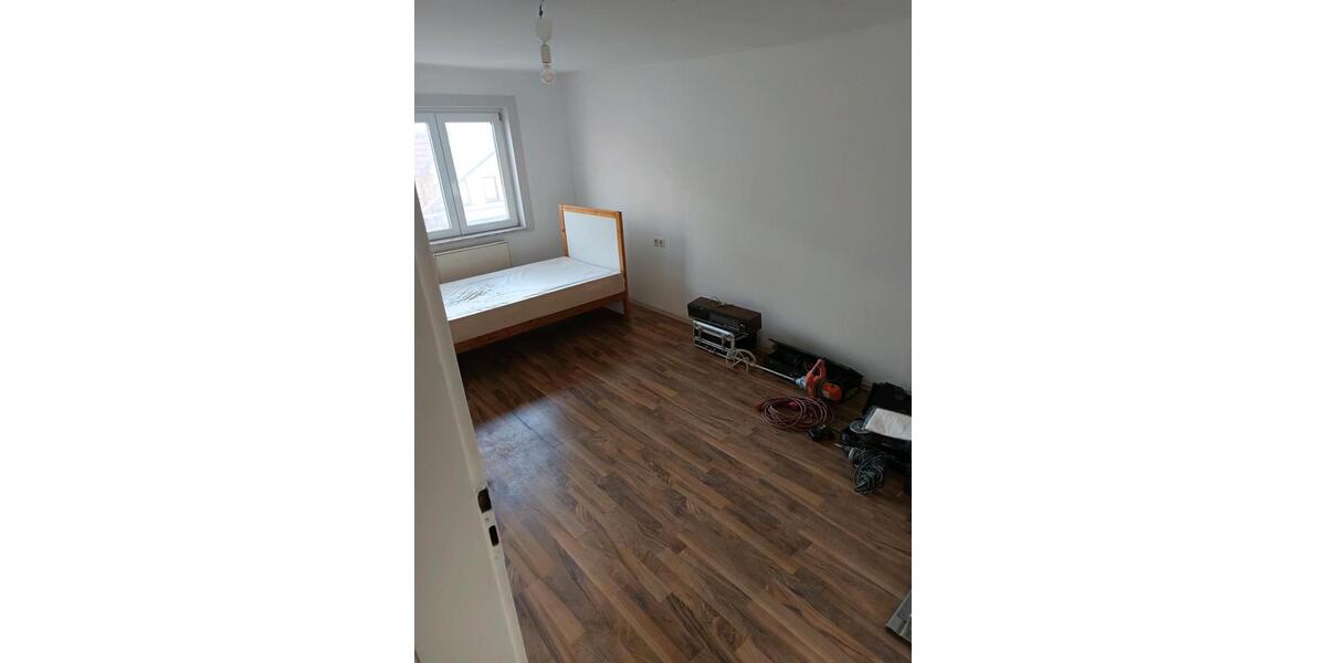 Etagenwohnung Tübingen - 3 Zimmer, 65 m&sup2;, 800&euro; | Angebot:24782064