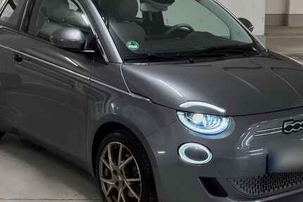 Fiat 500e 59.300 km 17.800 &euro; Esslingen am Neckar 73734