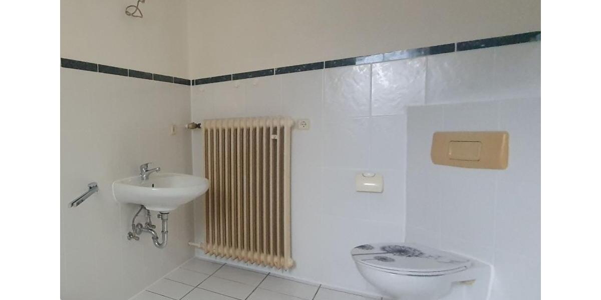 Erdgeschoßwohnung Burladingen - 3.5 Zimmer, 96 m&sup2;, 820&euro; | Angebot:25088759