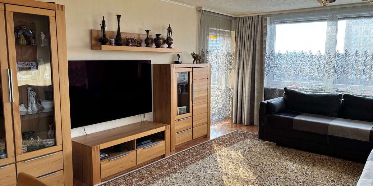 Etagenwohnung Reutlingen Reutlingen (Kernstadt) - 3 Zimmer, 98 m&sup2;, 259.000&euro; | Angebot:25674372