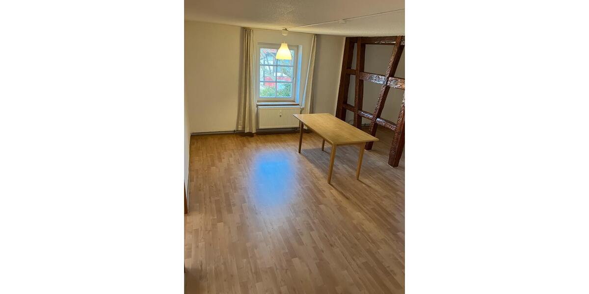 Hochparterre Hohenstein - 3 Zimmer, 89 m&sup2;, 650&euro; | Angebot:25566796