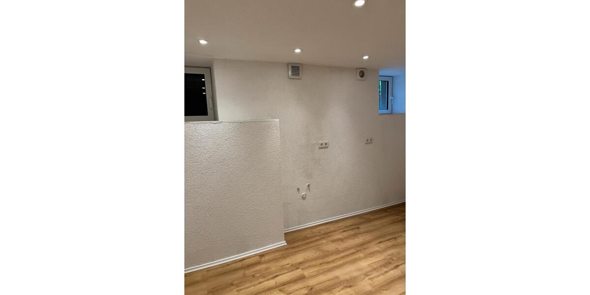 Etagenwohnung Tübingen Derendingen - 1.5 Zimmer, 25 m&sup2;, 800&euro; | Angebot:26666011