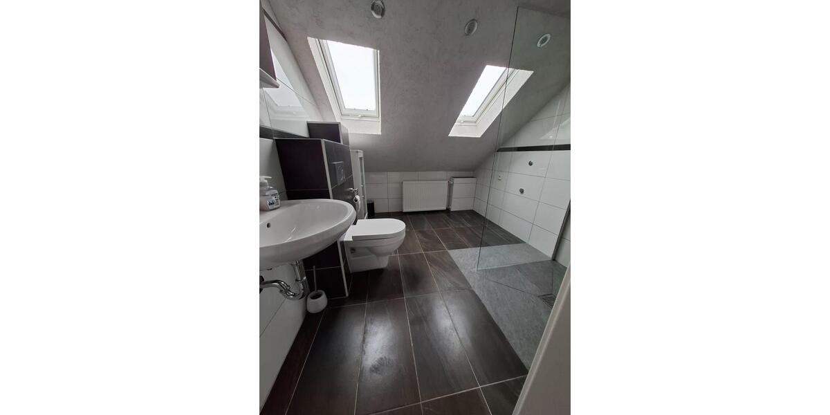 Doppelhaushälfte Wernau (Neckar) - 6.5 Zimmer, 163 m&sup2;, 640.000&euro; | Angebot:25948779