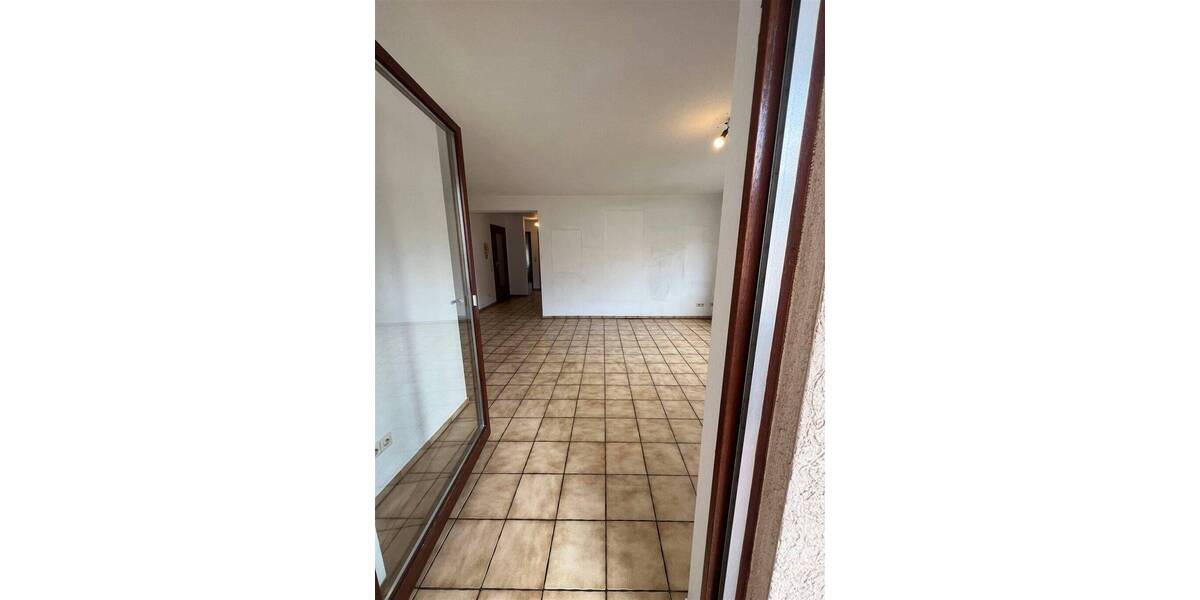 Etagenwohnung Dettingen an der Erms - 3 Zimmer, 70 m&sup2;, 245.000&euro; | Angebot:25678718