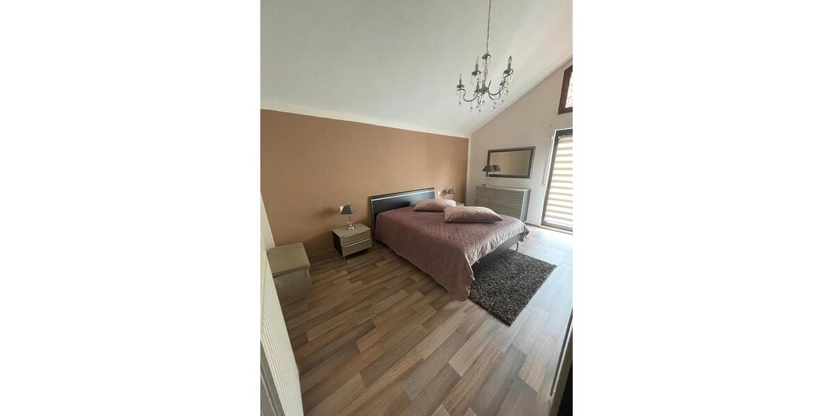 Einfamilienhaus Münsingen - 6 Zimmer, 160 m&sup2;, 2.290&euro; | Angebot:27620331