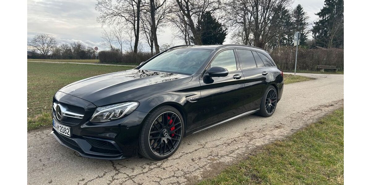 Mercedes-Benz C 63 AMG 95.436 km 48.000 &euro; Kirchheim unter Teck 73230