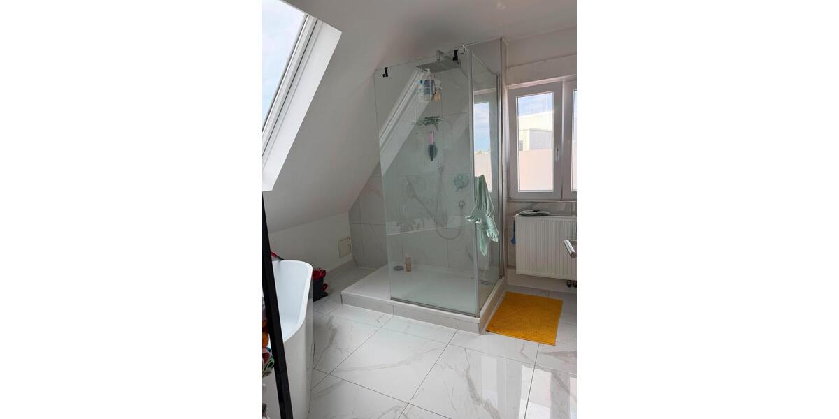 Dachgeschoßwohnung Reutlingen Orschel-Hagen - 3 Zimmer, 57 m&sup2;, 1.050&euro; | Angebot:27611736