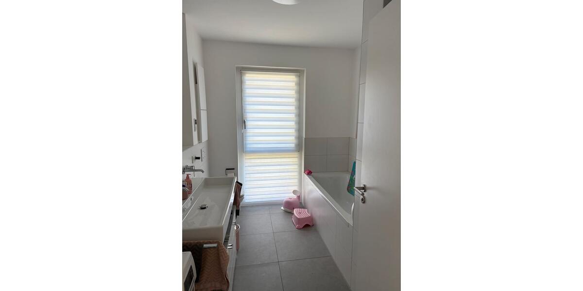 Terrassenwohnung Pfullingen - 4 Zimmer, 121 m&sup2;, 620.000&euro; | Angebot:26957484