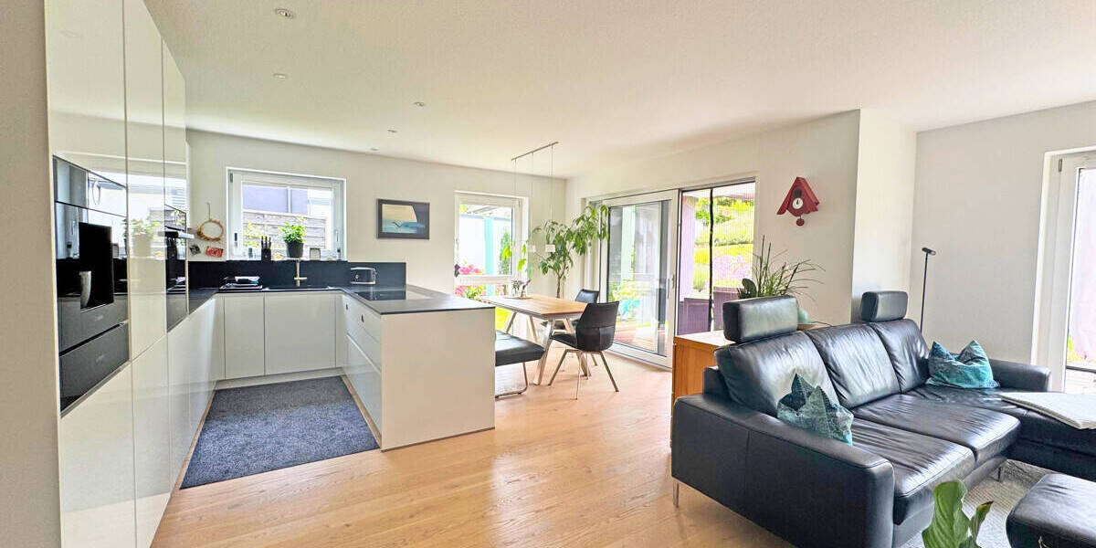 Etagenwohnung Reutlingen Georgenberg - 4 Zimmer, 105 m&sup2;, 645.000&euro; | Angebot:26393363