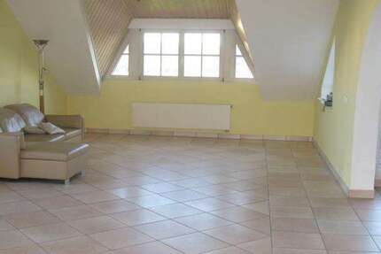 Wohnung Waldenbuch - 6.5 Zimmer, 240 m&sup2;, 2.500&euro; | Angebot:22921628